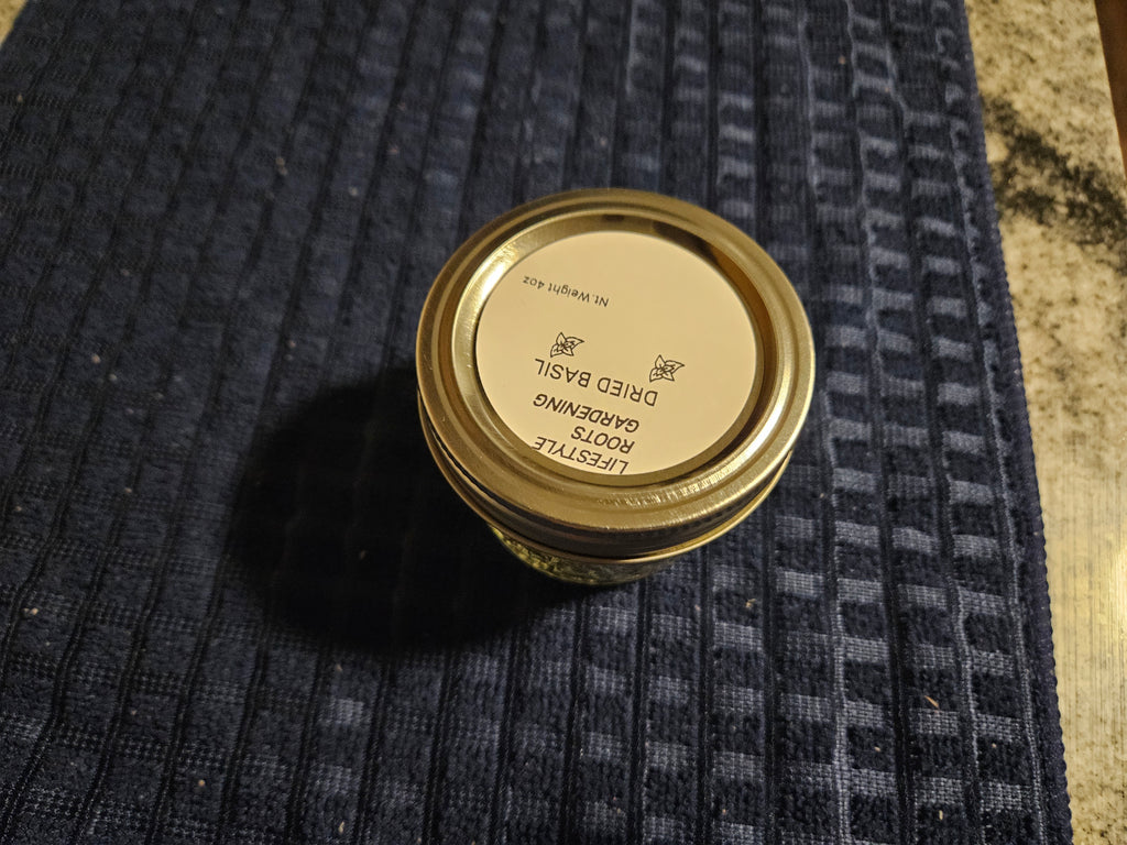 HOMEGROWN DRIED BASIL